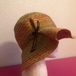Women's multicolored straw hat